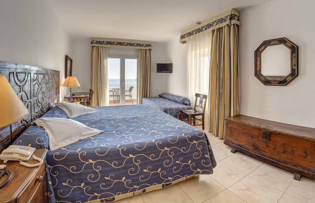 Hotel Rocamar Cadaques Ruang foto